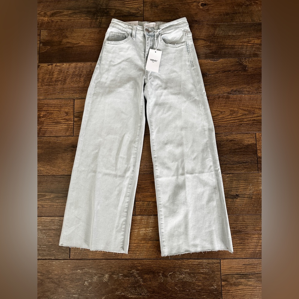Women's Vervet Crop Wide Leg Jean